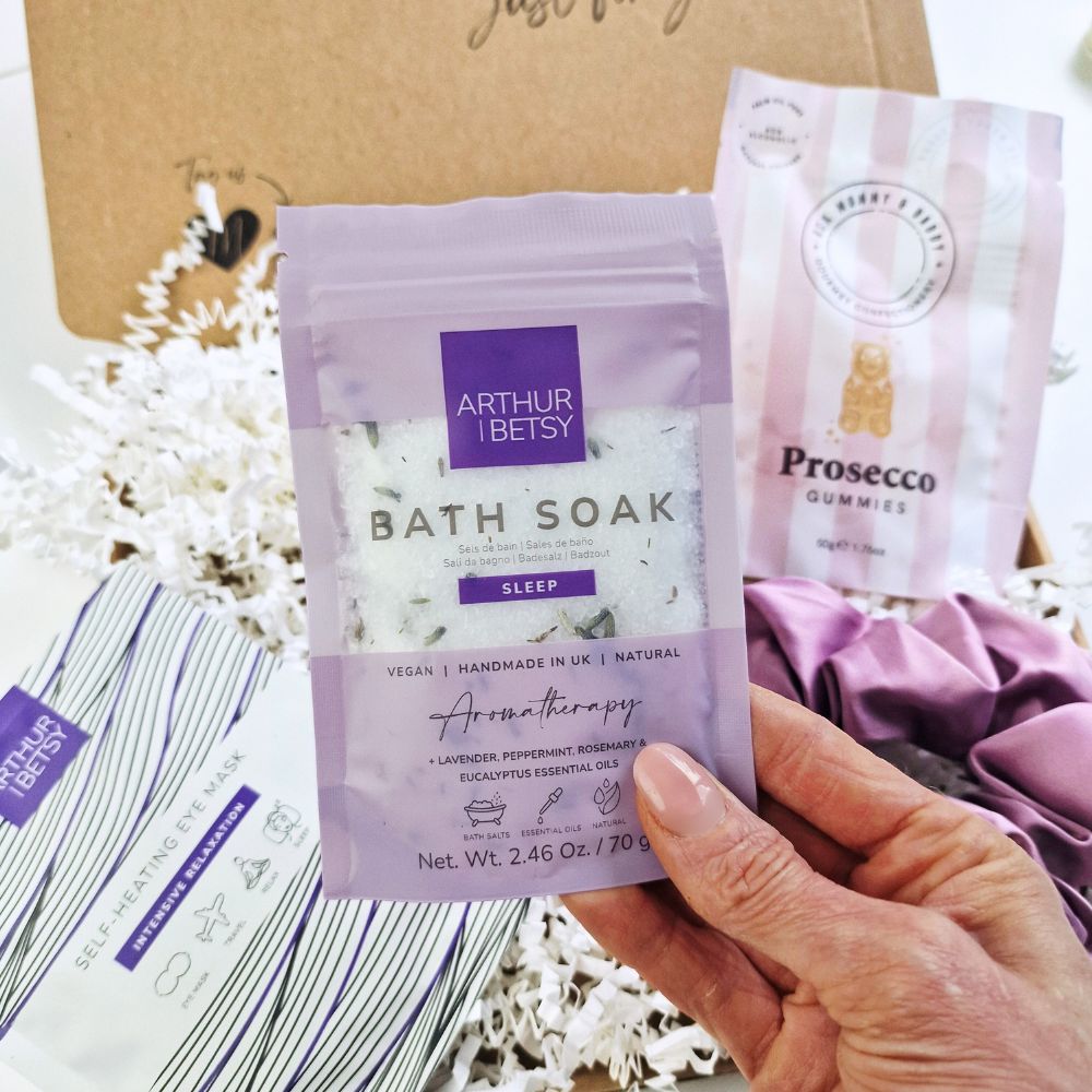 “The World Is Your Oyster” Letterbox Gift