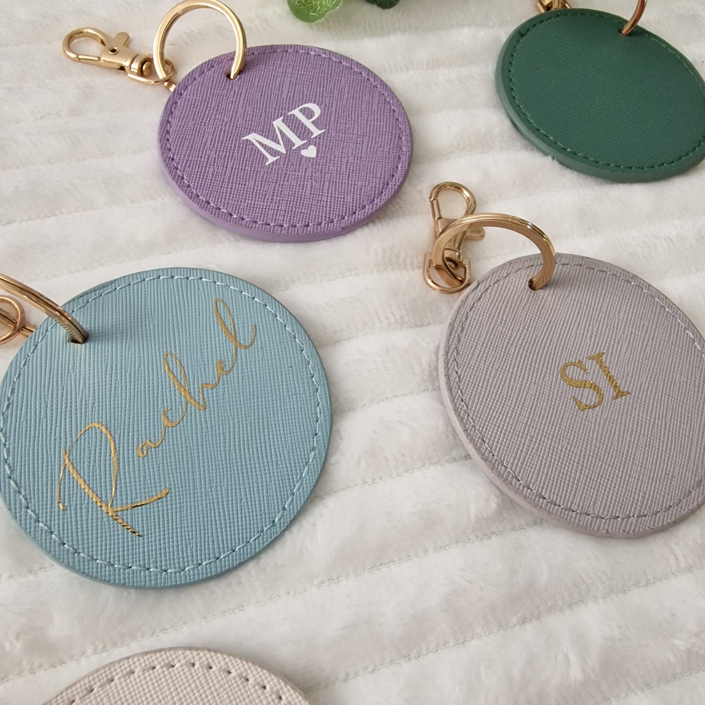 Round Keyring